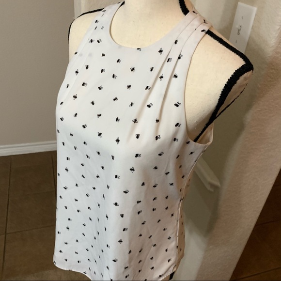 Banana Republic white bee print tank top - Picture 6 of 10